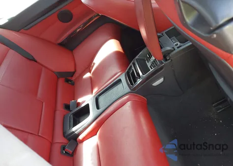 2011 BMW 328I xDrive z USA, uszkodzony, nr VIN WBAKF5C5XBE586463